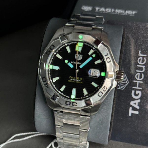 Tag Heuer Aquaracer Men’s Automatic Swiss Made Silver Stainless Steel Black Dial 43mm Watch WAY2010.BA0927